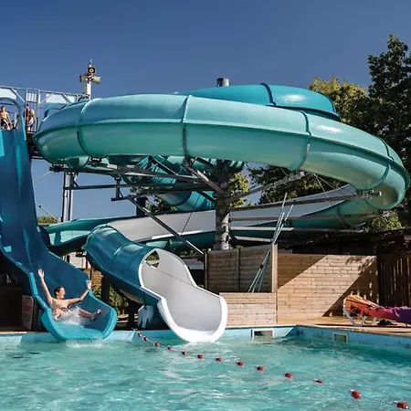 Parque de Campismo Mobil Gamme Luxe 6 Personnes 5 Etoiles Saint-Georges-d'Oleron