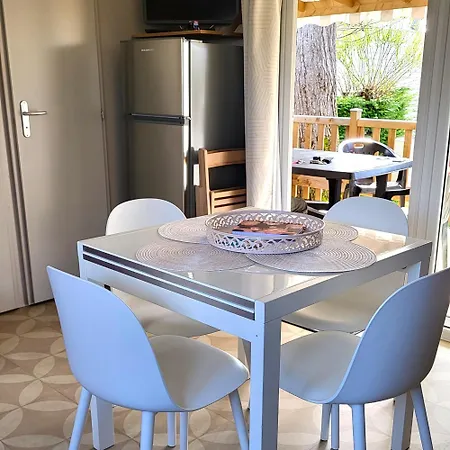 Mobil Gamme Luxe 6 Personnes 5 Etoiles Parque de Campismo