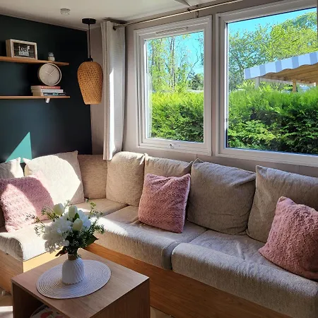 Mobil Gamme Luxe 6 Personnes 5 étoiles *