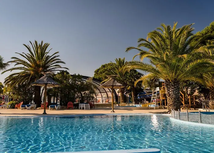 Mobil Gamme Luxe 6 Personnes 5 Etoiles Saint-Georges-d'Oleron