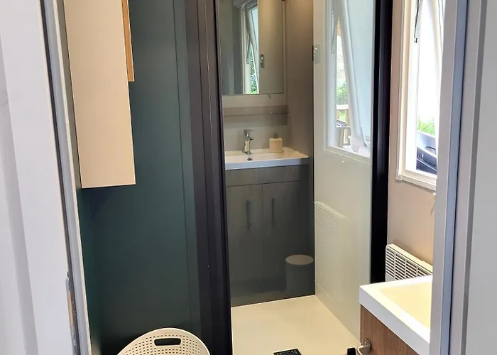 Mobil Gamme Luxe 6 Personnes 5 Etoiles Campsite Saint-Georges-d'Oleron